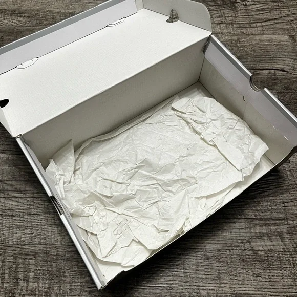 Rick Owens x Converse Black and White High-Top Sneakers - Picture 9 of 10